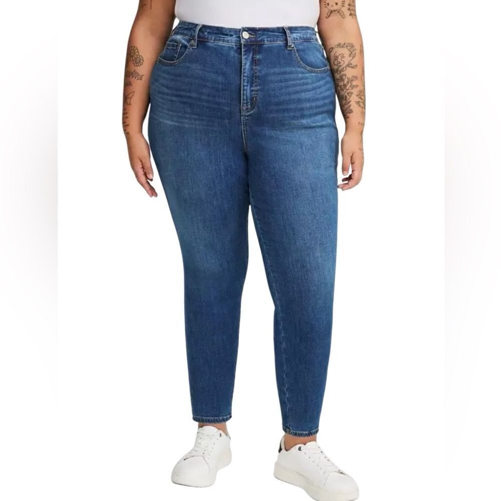 Torrid sky high skinny jeans plus size 26R premium stretch medium denim wash